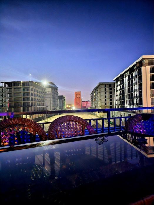 Бухара Сити,  3 этаж 2 хоналик квартира срочно арендага берилади