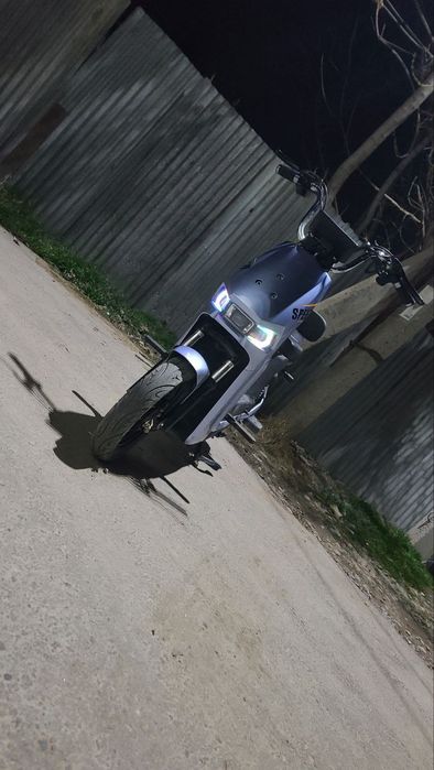 Elektron skutr  sotiladi