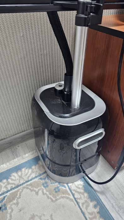 Продам нерабочий отпариватель tefal