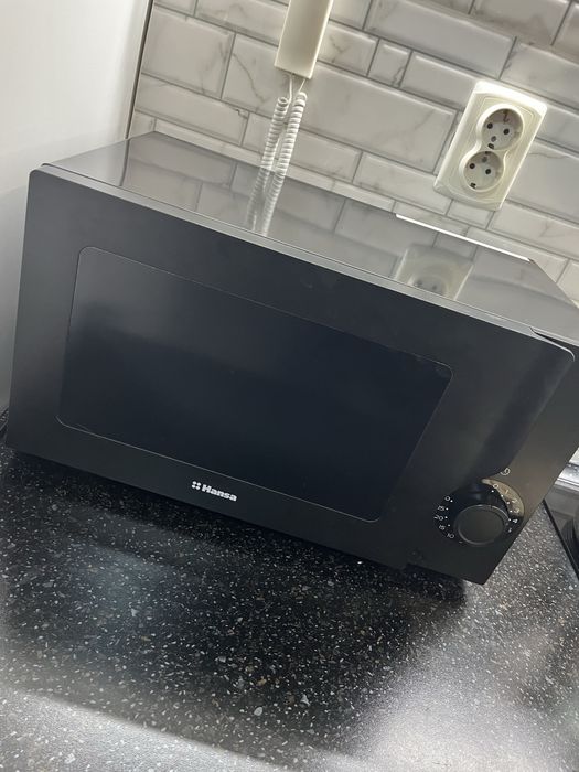 Продам микроволновку Hansa