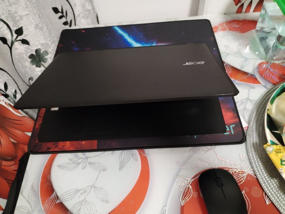 Laptop Acer Aspire 6 GB Ram HDD 500GB