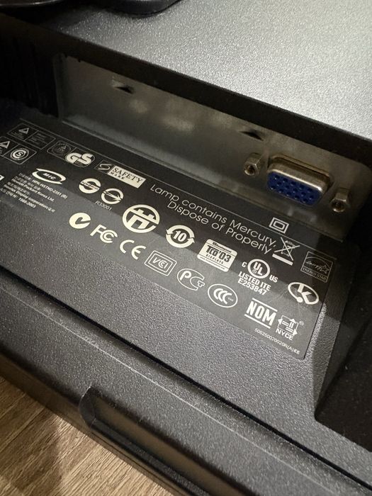 Продам монитор hp