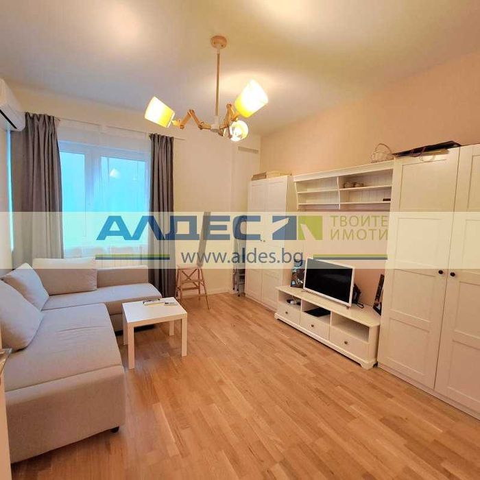 Продава се Двустаен апартамент в София, Център - 52 кв.м за 3147 €/кв.м - Снимка #4