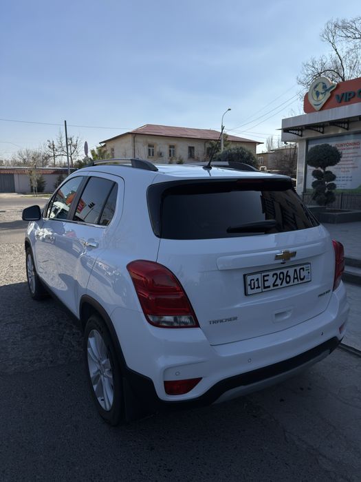 Tracker 1 Premier 2020 Full.