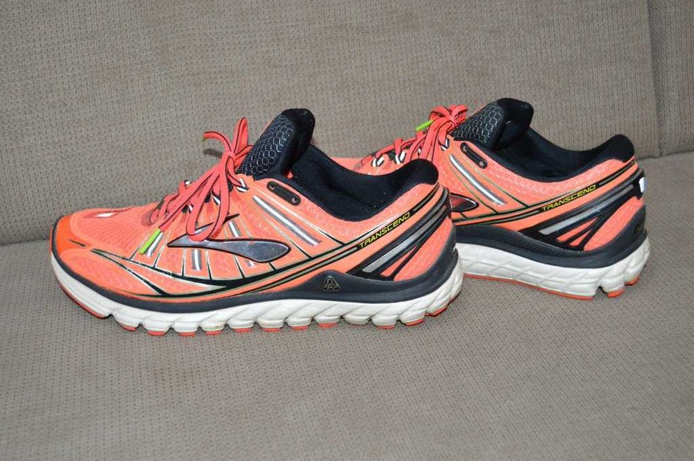 Adidasi alergare BROOKS Transcend marime 44