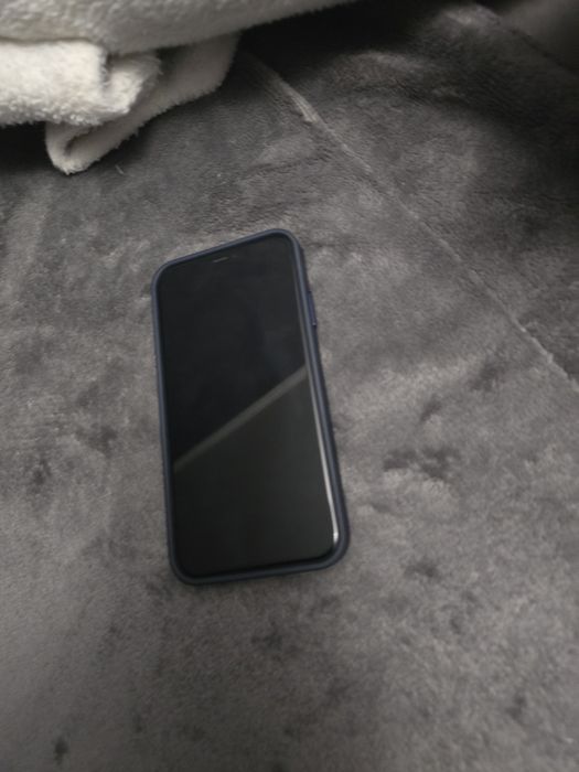 iPhone 11
Описание:
Продам iPhone 11, пам