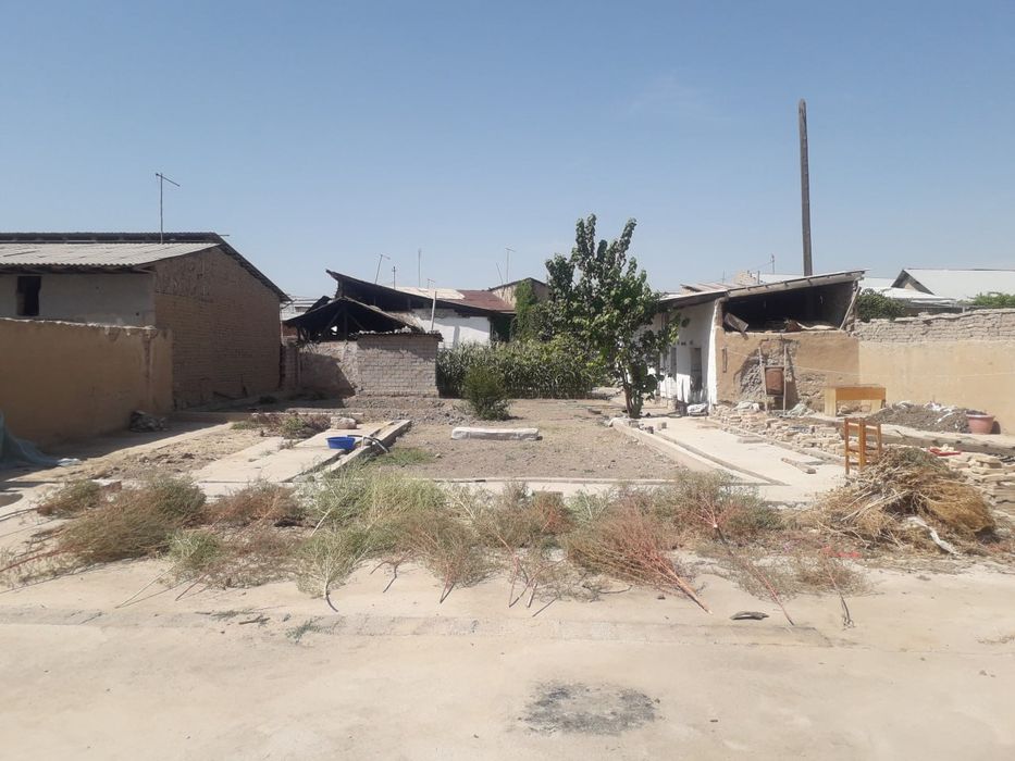 Zudlik bilan yer sotiladi