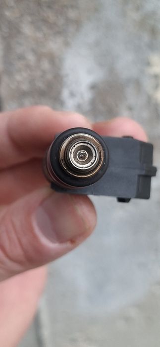 Бензинови дюзи за Рено Меган 2 1.6 к4м