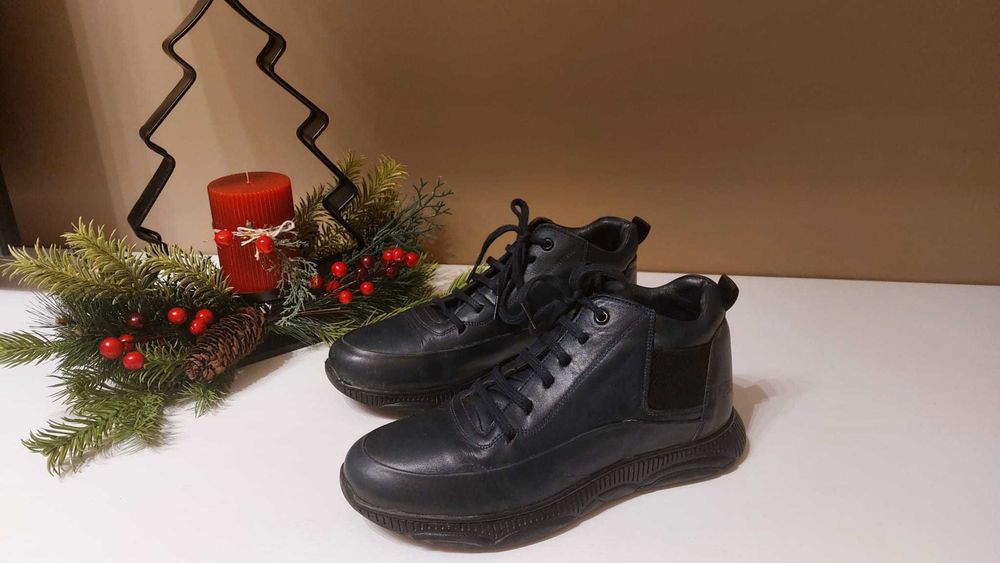 Ghete piele naturală nr. 41 marca Benvenuti