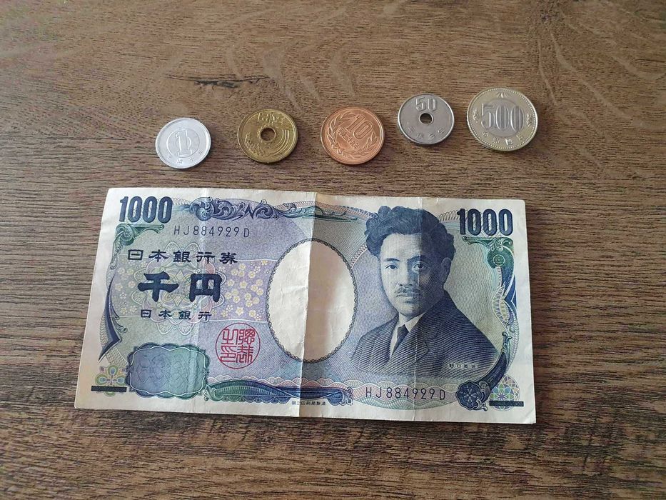 Colectie de monede si o bancnota din Japonia | Perfect pt colectionari