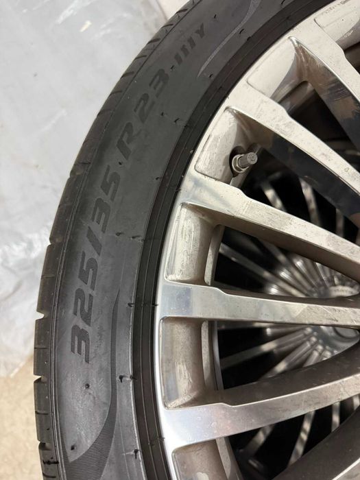 Оригинални джанти с гуми за Mercedes Maybach 23"
