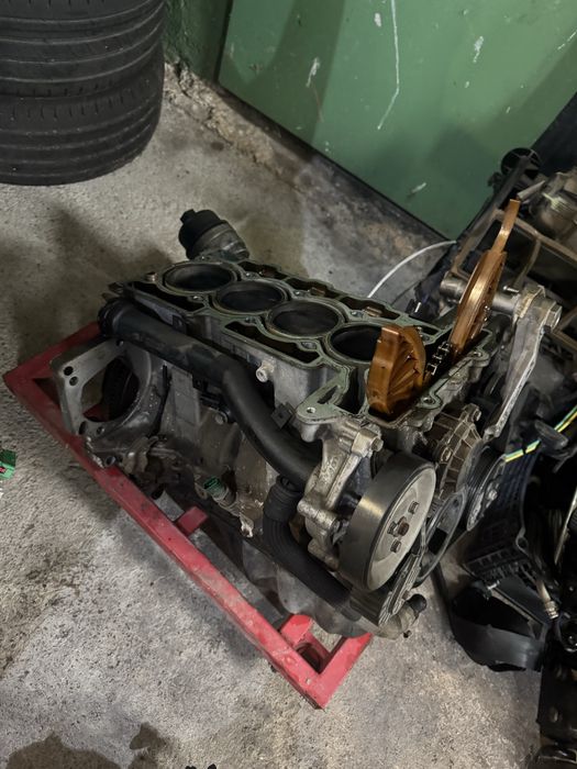 Блок за Peugeot 1.4 VTi с код 8fs