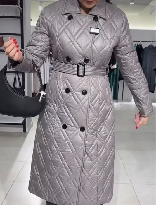 Продам пальто демисезонное  стеганное