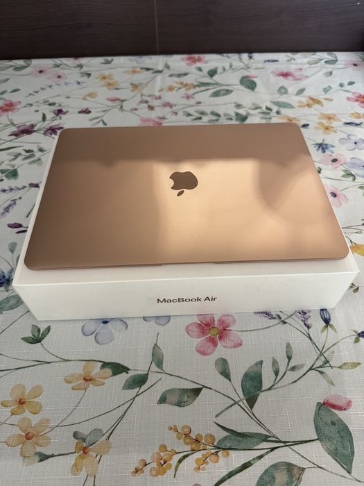 Аpple MacBook Air M1 (2020) – 8GB RAM / 256GB SSD / Петфектен