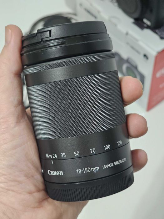 Pachet complet Canon M50 + 2 obiective + adaptor + accesorii