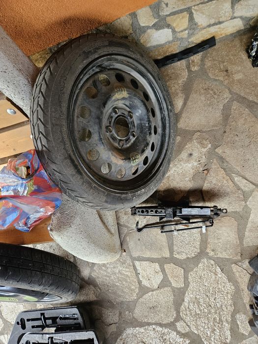 Резервна гума патерица за Bmw X3 125/70/17