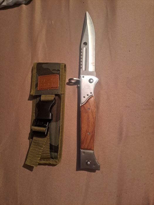 Vând briceag AK-47 CCCP 35CM