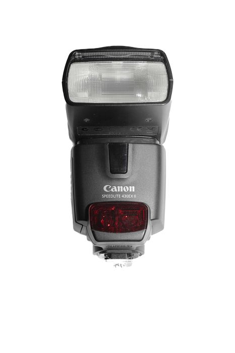 светкавица Canon Speedlite 430EX II + зарядно и батерии