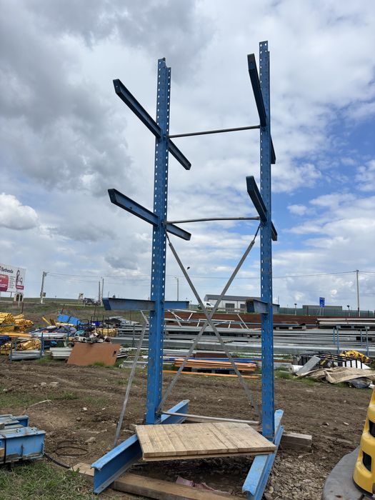 Rafturi cantilever 79