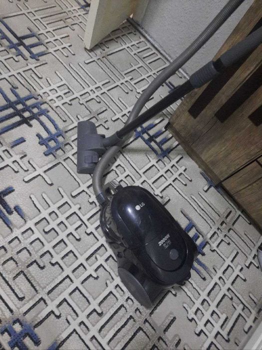 pilisos sotiladi LG holati yahshi