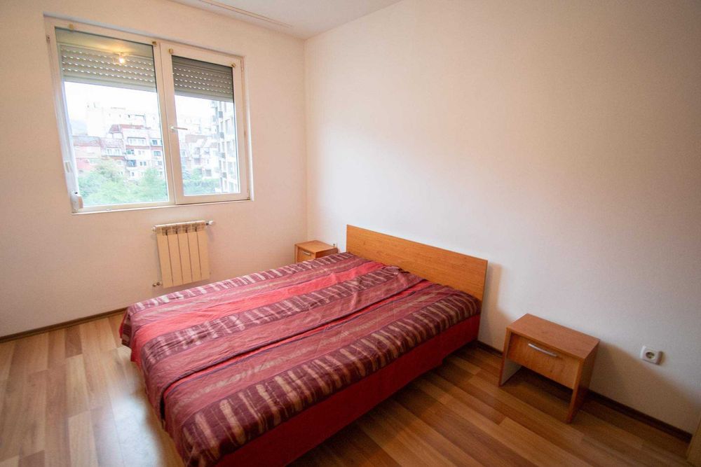 Дава се под наем Двустаен апартамент в София, Младост 4 - 52 кв.м за 375 € - Снимка #3