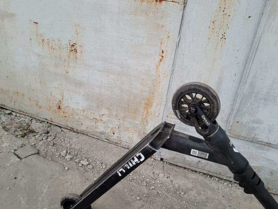 Продам трюковой самокат чили