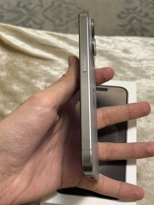 Iphone 15 Pro Titanium