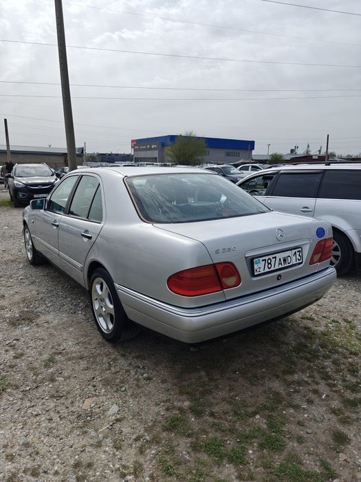 Мерс 210 лупарик