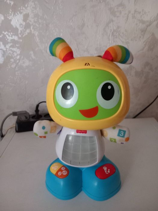 Fisher Price танцуващ образователен робот