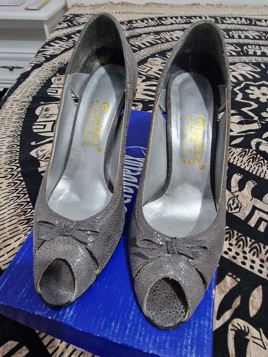 Pantofi dama marimea 40