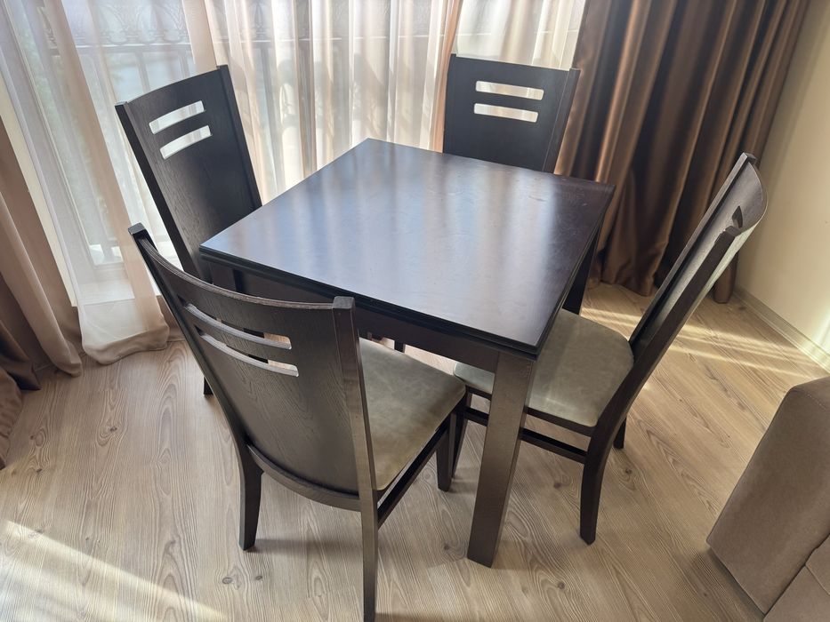 Трапезна часа с 4 стола