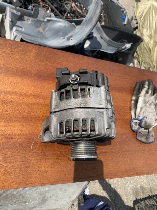 Генератор (алтернатор) BMW E9x E8x 177hp/143hp n47d20a