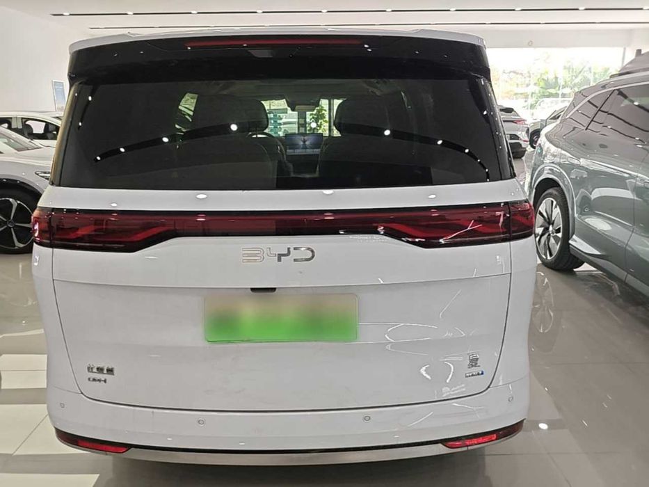 BYD Xia DM-i 1.5T 180km Beyond Edition