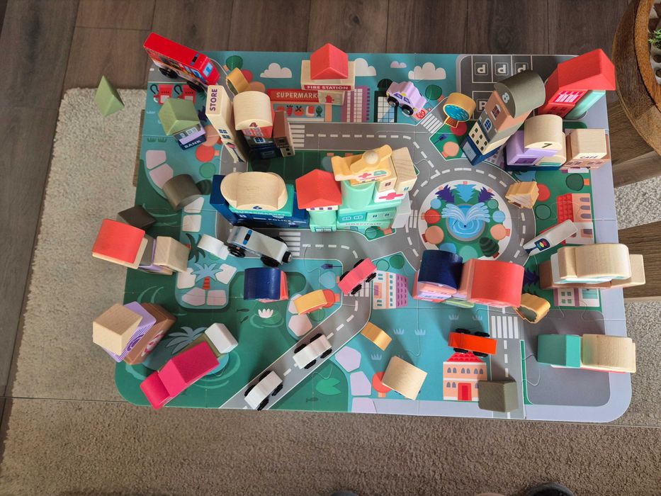 Дървени купчета за редене на град