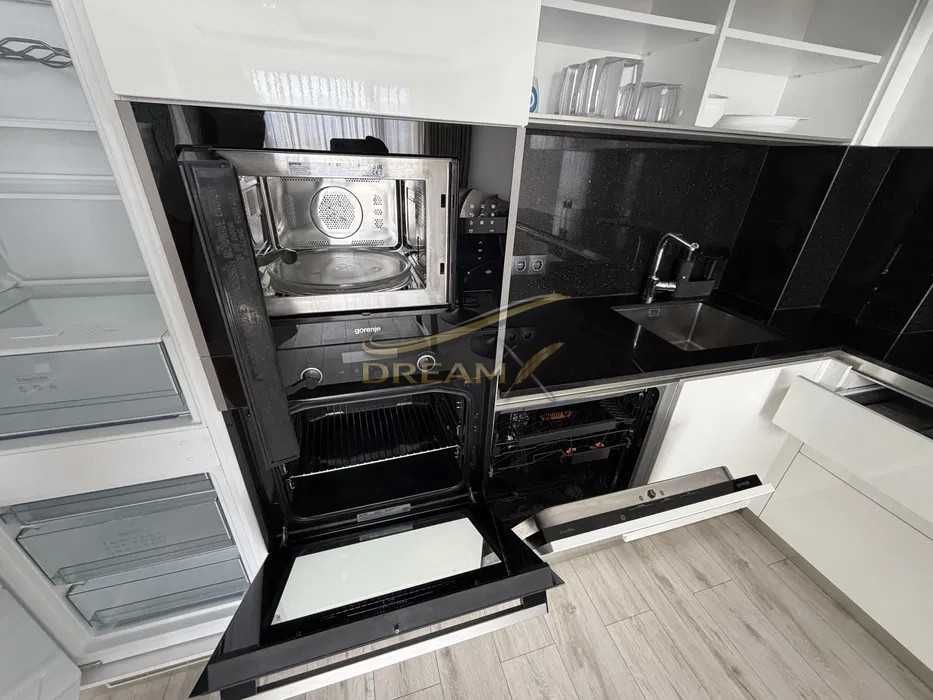 Под наем Тристаен апартамент в Южен! 71862777