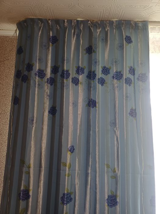 Продам шторы недорого