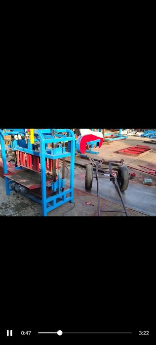 220 V  Шлакаблок аппарат.