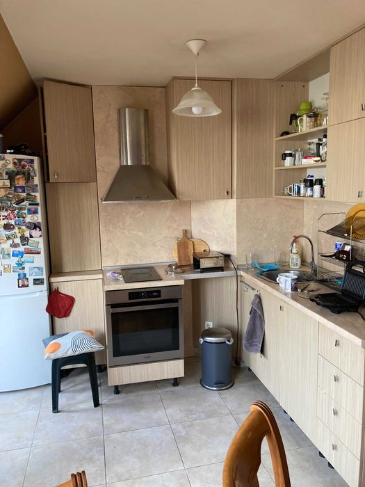 Кухня. Подарявам кухненско обзавеждане използвано.