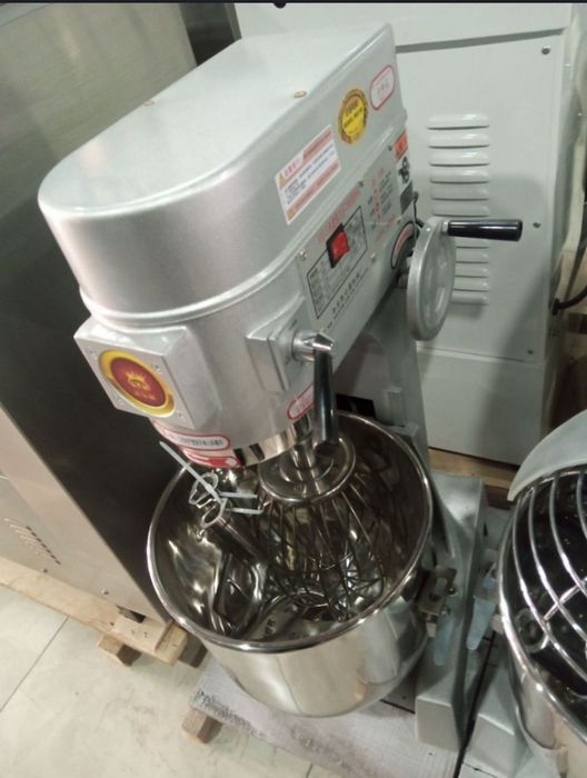 Mikser , 30 har xil turdagi, zbivalka,aralashtirgich,mishalka,pech,печ