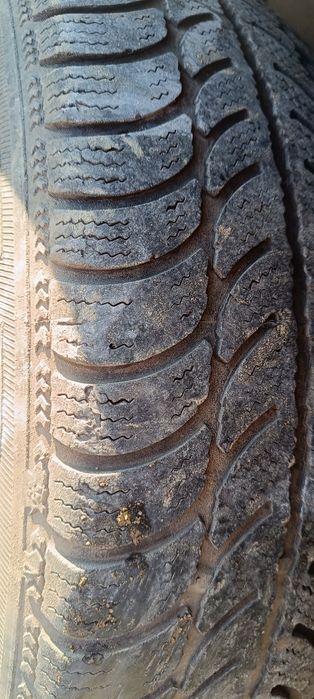 Vând roti 4*100 .Opel .Wv .Scoda M+S folosite 1 an