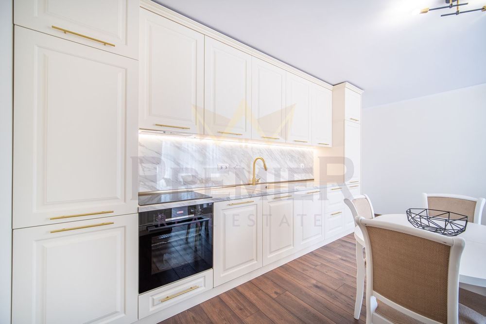 Продава се Двустаен апартамент в к.к. Св.Св. Константин и Елена - 81 кв.м за 2963 €/кв.м - Снимка #3