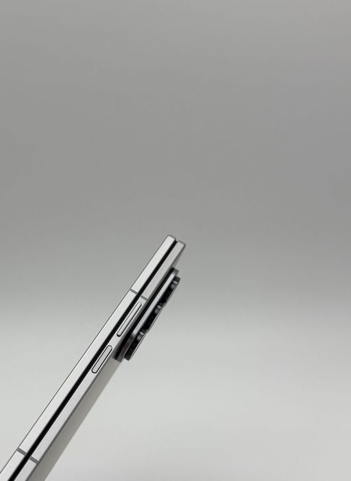 Samsung Galaxy Z Fold 7 512 GB Silver Shadow |Като нов | 14м. Гаранция