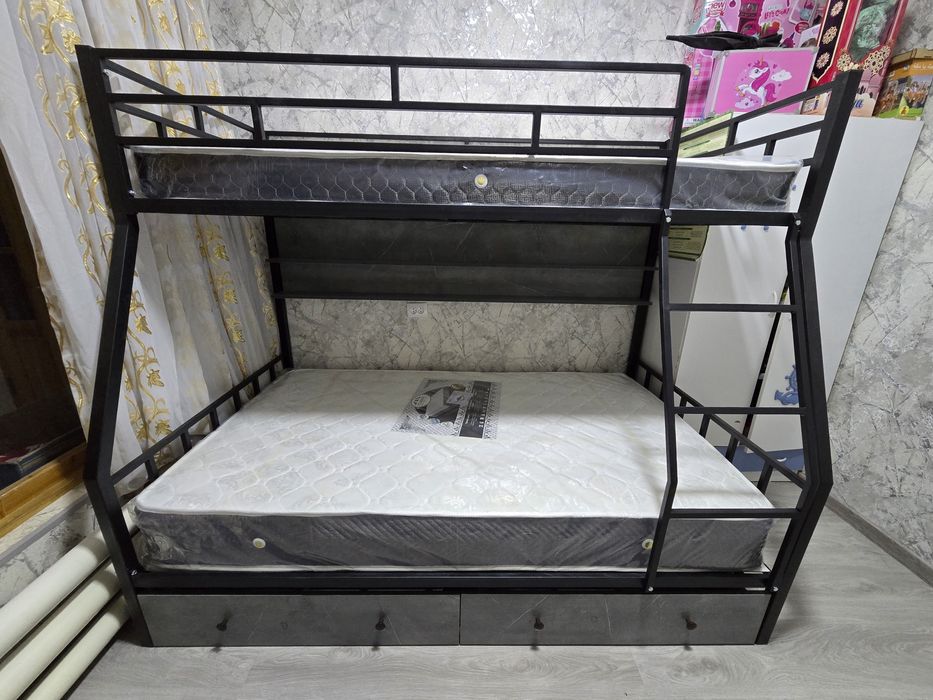 Двухъярусная кровать. Двухместный кровать. Ikki etaj kravat