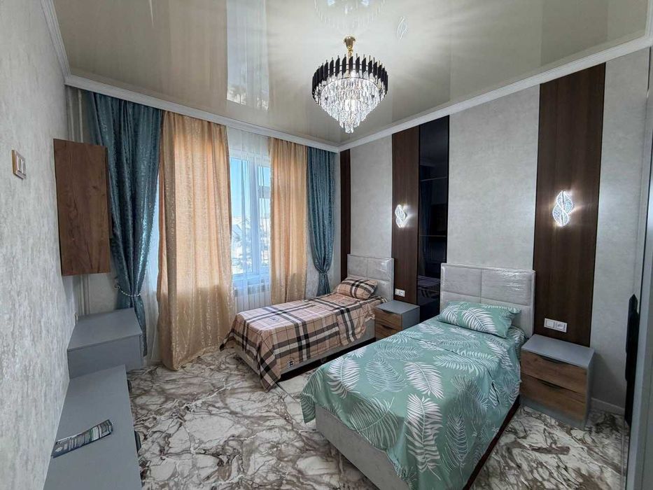 4х комнатная квартира на 2 этаже 122кв/м, в Самарканде