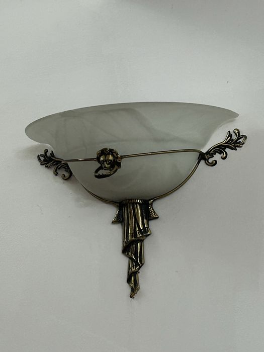 Люстра большая с бра