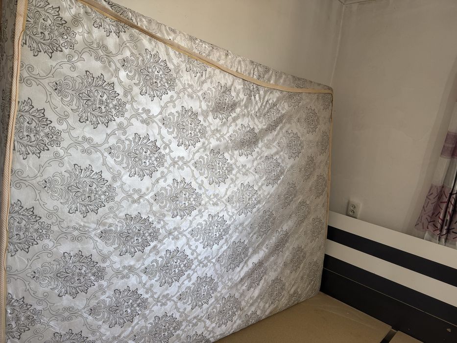 Срочно продам кровать