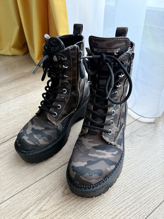 Ghete  Guess army