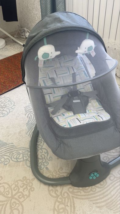 Шезлонг детский новый