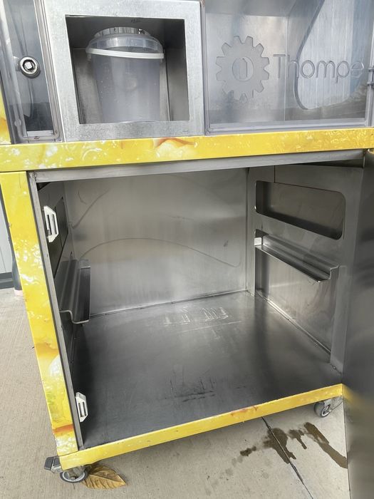 Професионална машина за рязане на ананас!