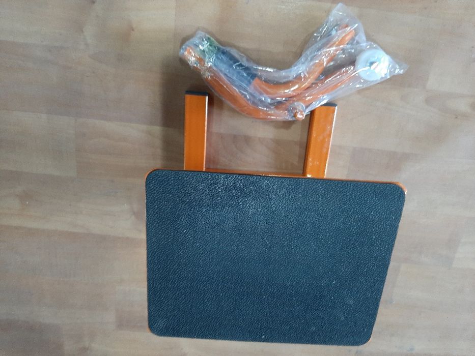 Стайка за кросов мотор 70 лева нова продава .